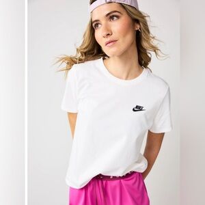 Nike white tee
